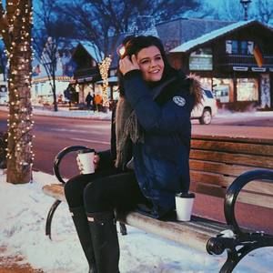 Meet your Posher, Madison